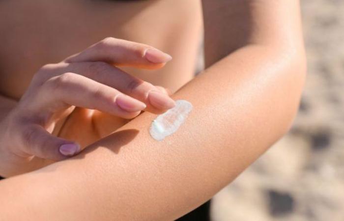 Here’s why you shouldn’t use your 2023 sunscreen to protect yourself this summer