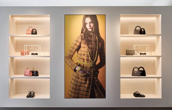 Chanel opens a pop-up boutique in Knokke (Belgium)