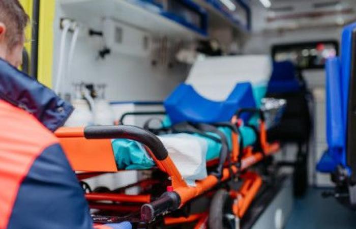Paramedics want to be paid better