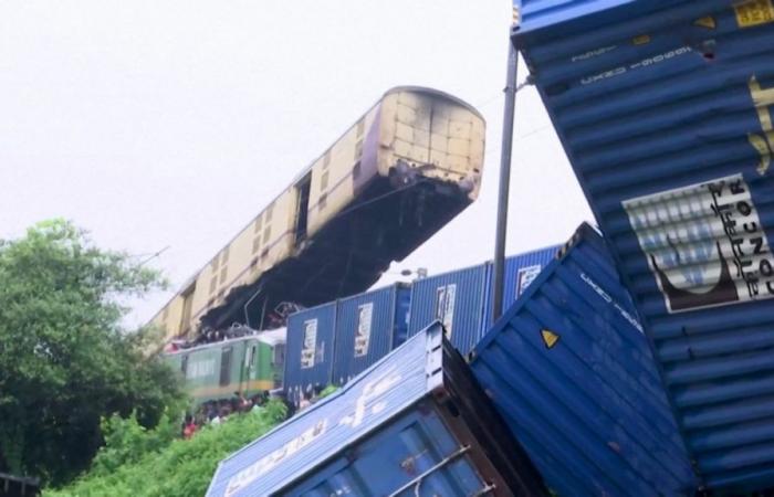 Collision between passenger train and goods convoy kills at least 5 in India