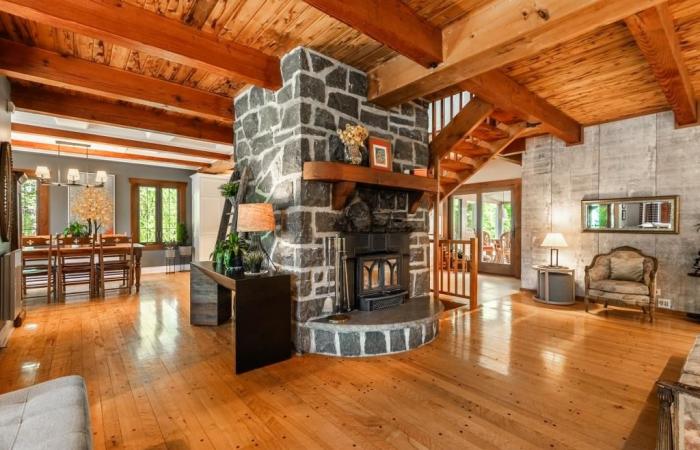 Warm cottage in a picturesque countryside location 25 minutes from Montreal