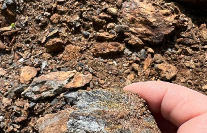 Lomiko Metals continues its graphite mine project