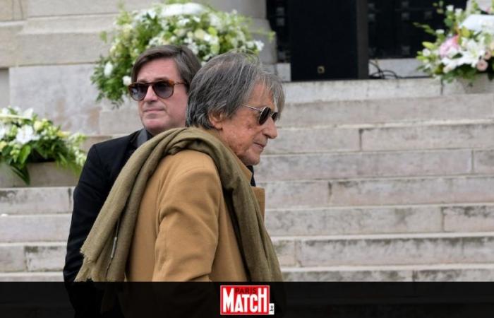 Funeral of Françoise Hardy: the arrival of Jacques and Thomas Dutronc, united in the face of mourning