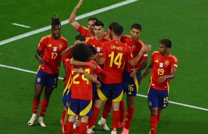 Spain beats Italy on own goal, score, standings