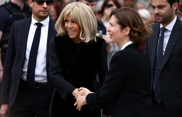 France says goodbye to Françoise Hardy