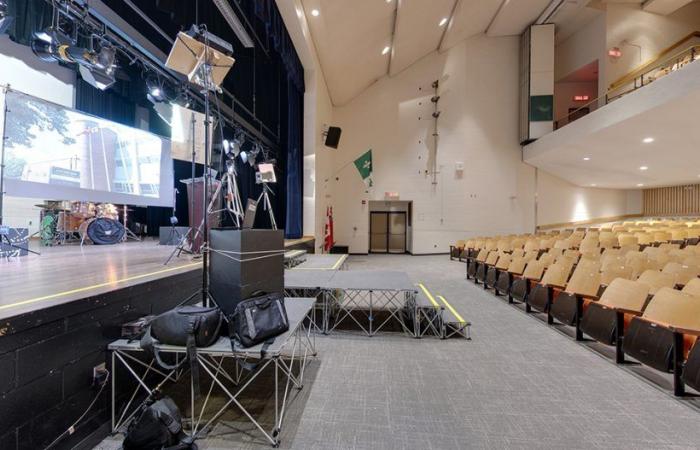 The auditorium of Saint-Frère-André and Toronto West secondary schools will be renovated