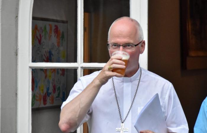 “Foam party” at the bishopric of Friborg – Swiss Catholic Portal