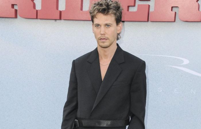Austin Butler Admits He Avoided Ryan Gosling Because He Was Too Shy To Talk To Him: ‘I Didn’t Even Say Hello’