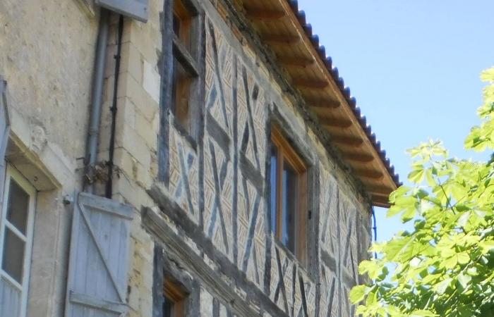 This medieval village 1 hour from Toulouse is a real historical treasure