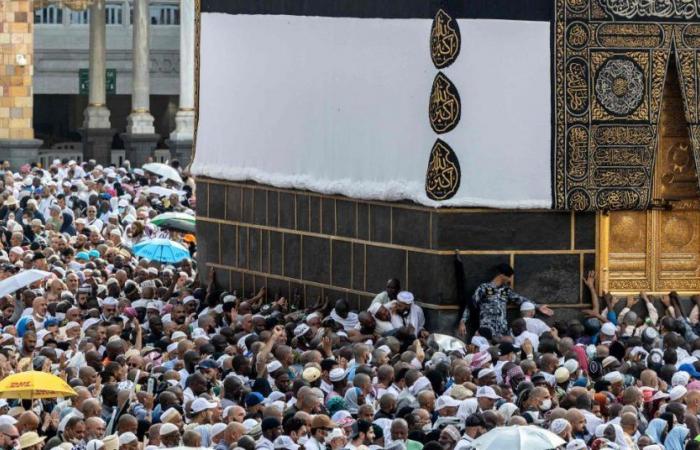 pilgrims recount the horror of the heat of the hajj