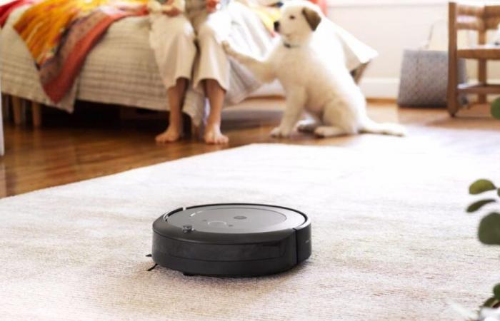 This robot vacuum cleaner from the iRobot brand goes to the essentials, and costs less than €200