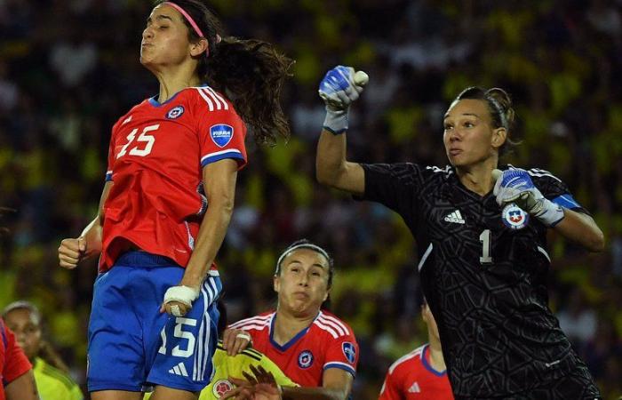 VIDEO. Football: “We asked for hot showers…” Lyon goalkeeper explains why she no longer represents Chile