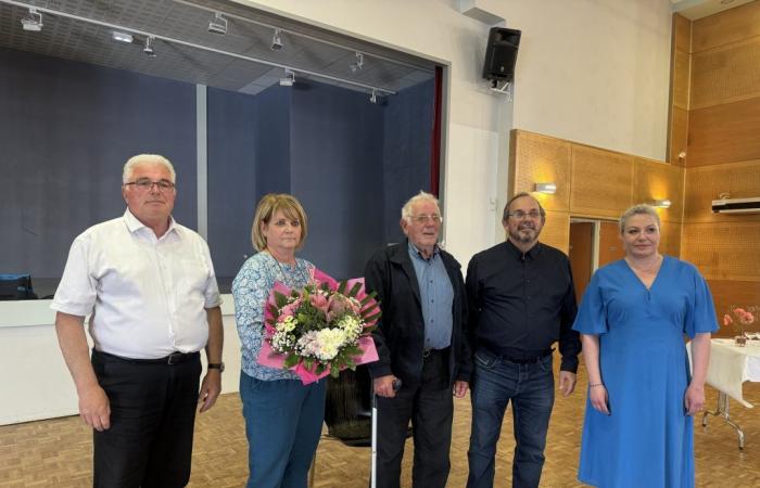 Oslon: after 42 years of service within the Town Hall, Patricia Duperron took her well-deserved retirement this Friday – info-chalon.com