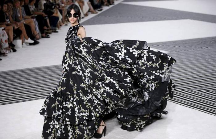 Paris Fashion Week: images from the Giambattista Valli Haute Couture Fall-Winter 2024-2025 show