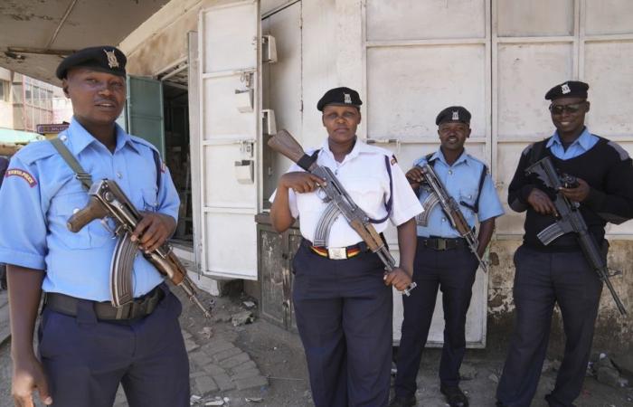 400 Kenyan police officers leave for Haiti to confront gangs
