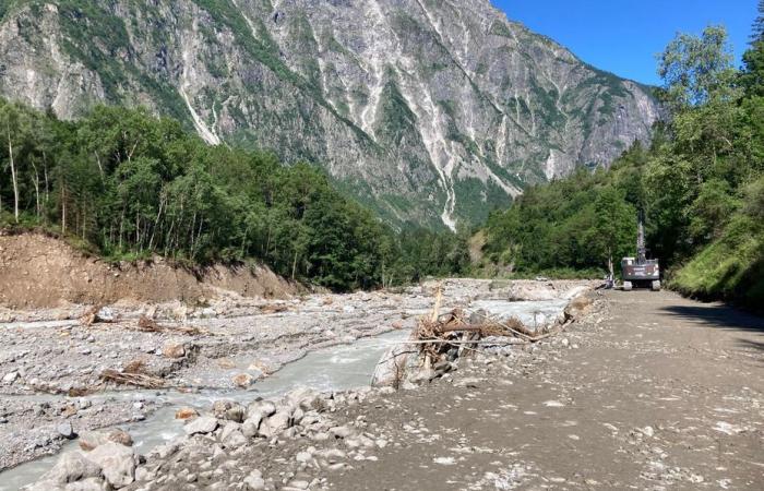 an emergency track soon to be put in place in Oisans, the hamlet of La Bérarde still isolated