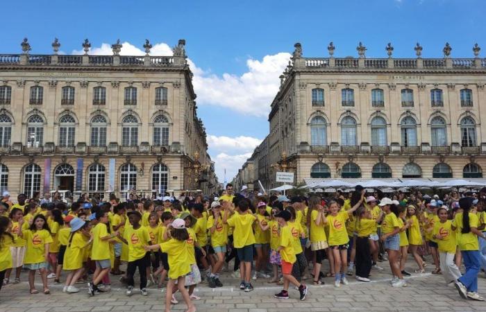 IN PHOTOS – 3,000 schoolchildren at Place Stanislas in Nancy for a mini-ceremony of the Paris Olympic and Paralympic Games