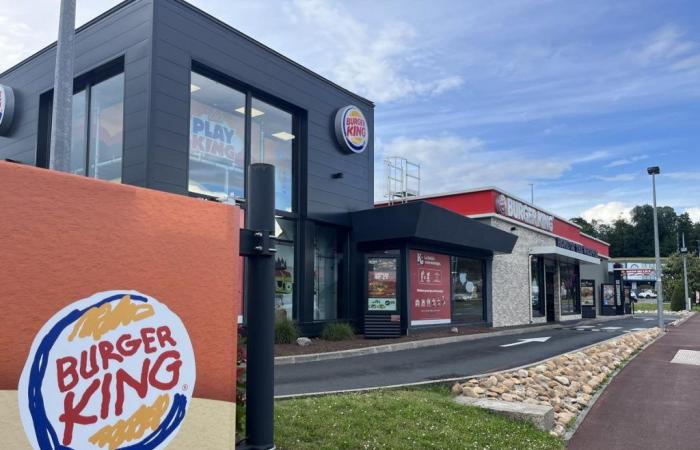 Against the Burger King in Périgueux, the Peasant Confederation brandishes peasant burgers