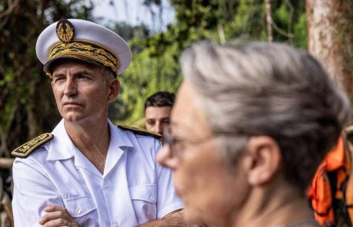 France destroys four Brazilian ships off the coast of Guyana