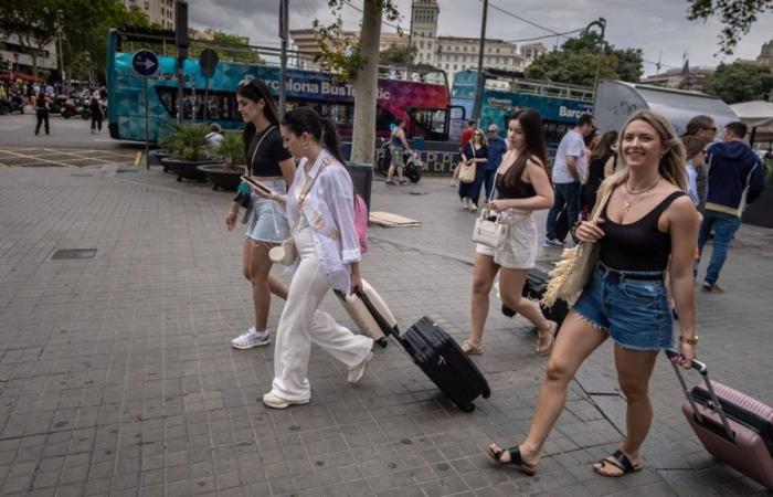 Overtourism: Barcelona says stop seasonal rentals
