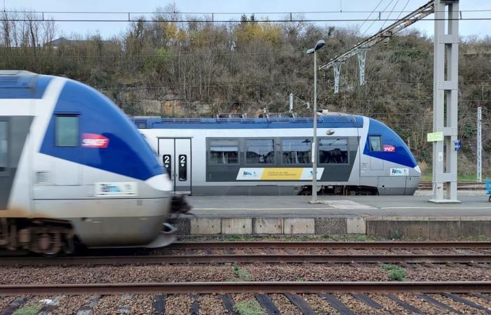 the fight continues for the reopening of a railway line between Châteauroux and Tours