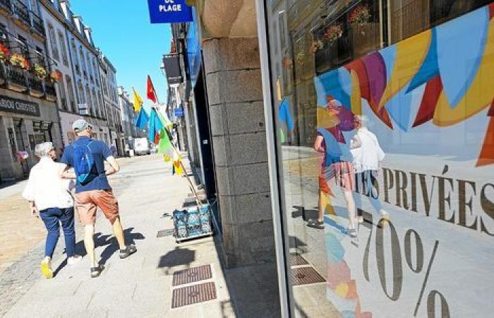 In Quimper, merchants rely on sales “to create flow and make sales”