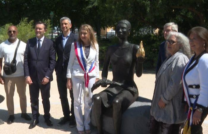 a multicultural sculpture, symbol of the Games, unveiled in Paris