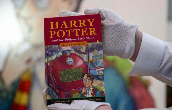 Watercolor from the first edition of “Harry Potter and the Philosopher’s Stone” sold for $1.9 million