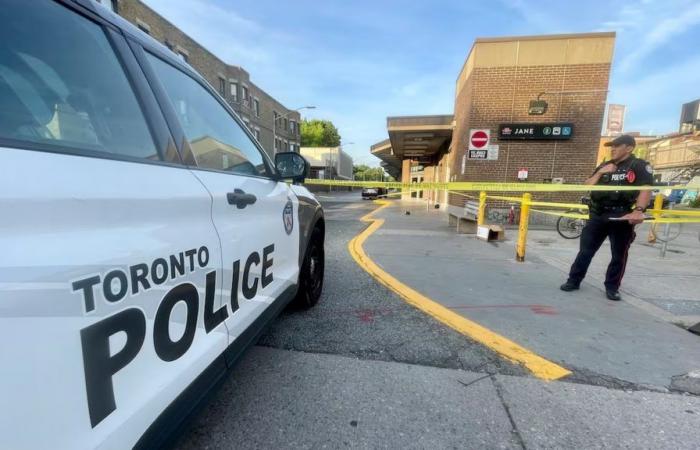 Man stabbed at Toronto subway station dies of his injuries
