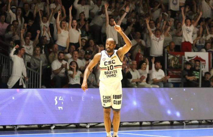 Basketball. At the end of his contract, Carl Ona Embo leaves Caen BC