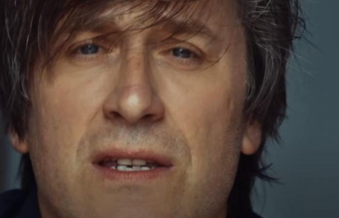 Thomas Dutronc pays tribute to Françoise Hardy with his new title
