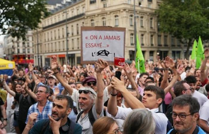 Rallies against the far right in Paris and in France three days before the election