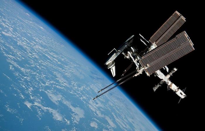 SpaceX will be responsible for pushing the ISS towards Earth, the day it is necessary to put an end to it