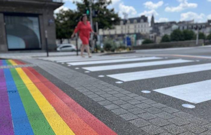 In Laval, the rainbows of pedestrian crossings regain color before the pride march