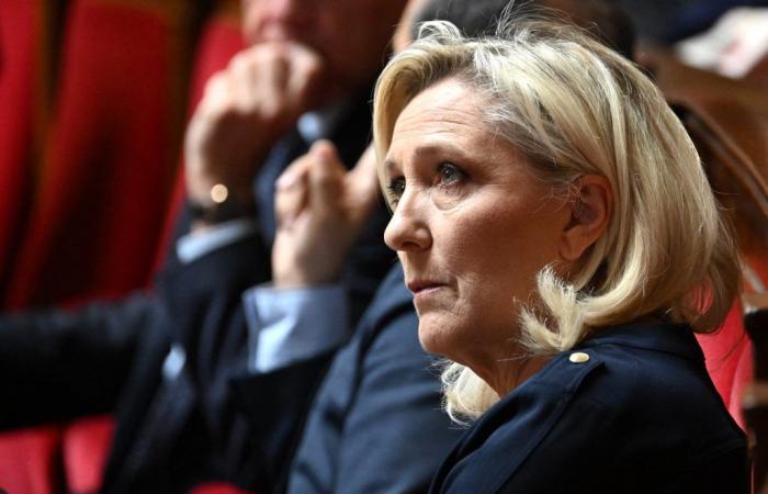 Is the President and Chief of the Armed Forces just an “honorary title”, as Marine Le Pen says?