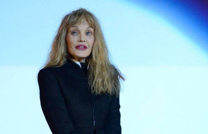 JO 2024. Arielle Dombasle releases a surprising Olympic anthem to the tune of Beethoven