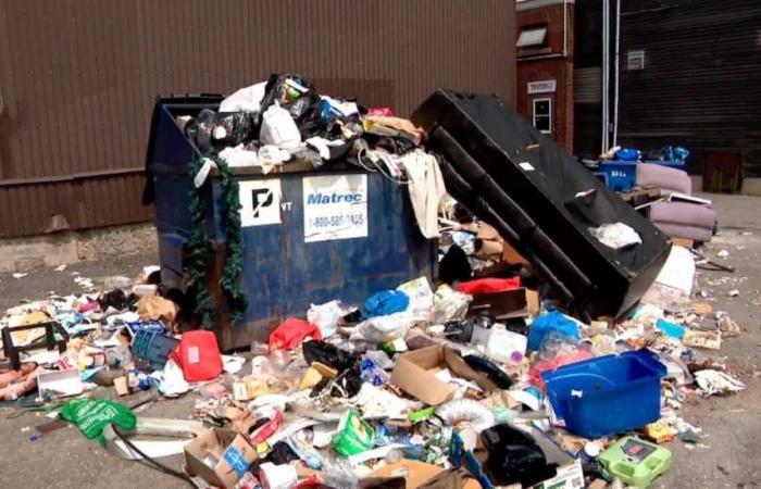 Shawinigan: a dump in the middle of a residential area