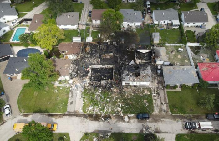Transcona explosion: Winnipeg police say occupants of home alive