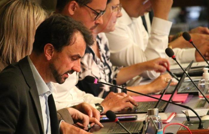 Grégory Doucet begins the municipal council with a platform against the far-right this Thursday