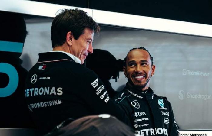 Mercedes will not quickly decide on Hamilton’s replacement.