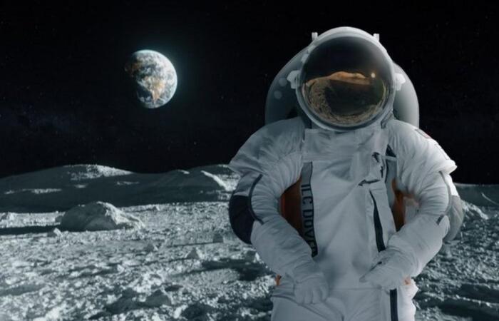 new spacesuits at the heart of a big fiasco