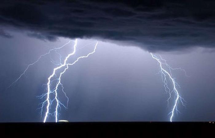 Météo-France places 25 departments on orange “thunderstorms” alert on Saturday