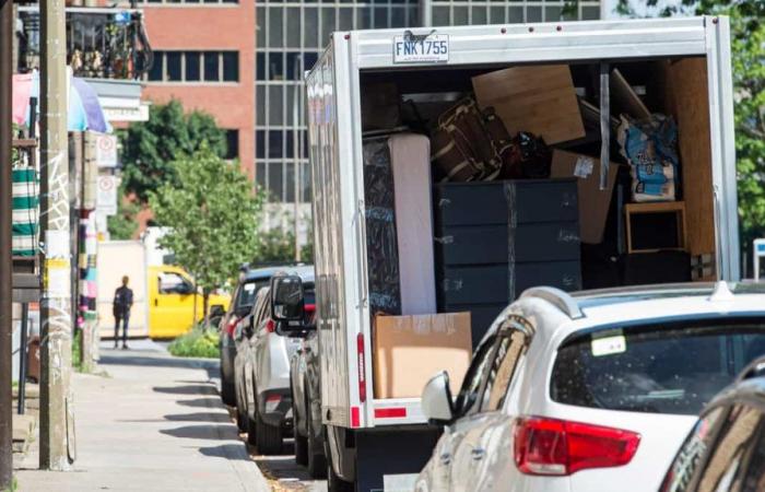 Moving Day: several hundred people still without housing