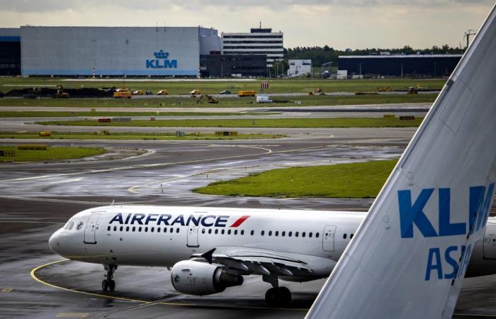 Air France-KLM: Barclays is concerned about the impact of the political context in France and the Netherlands for Air France-KLM