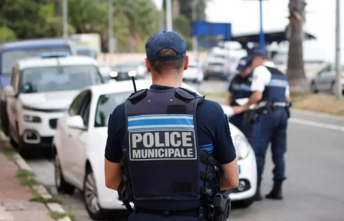 Refusal to comply, fleeing on foot… What we know about the collision that injured three police officers in Cannes