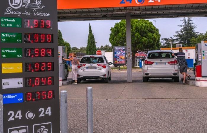 Legislative: price ceiling, VAT reduction… Promises from political parties against fuel price increases