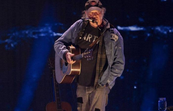 Neil Young and Crazy Horse end their tour