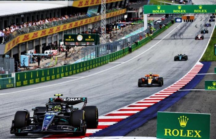 Lewis Hamilton close to elimination in SQ1, Alpines in SQ2