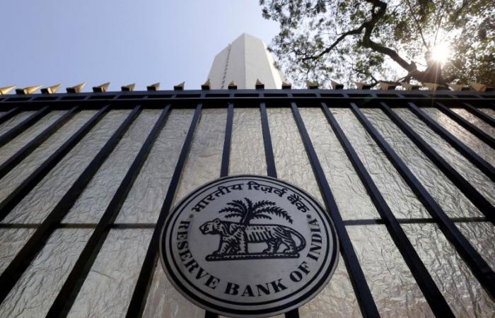Indian central bank raises short-term borrowing limit for states from July 1