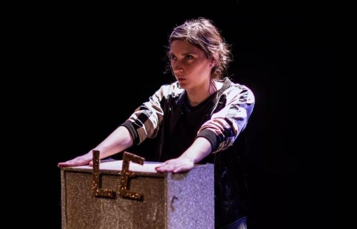 The Lyon troupe “The Company of the Invisible World” arrives in Avignon